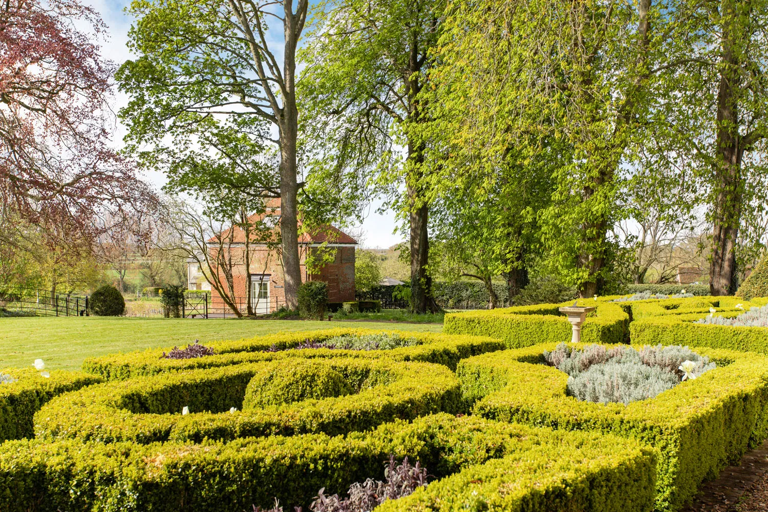 The Dovecote at Sandon Manor, Hertfordshire, Sleeps 2 sandon manor 5 hire with dovecot 8461052 exterior03