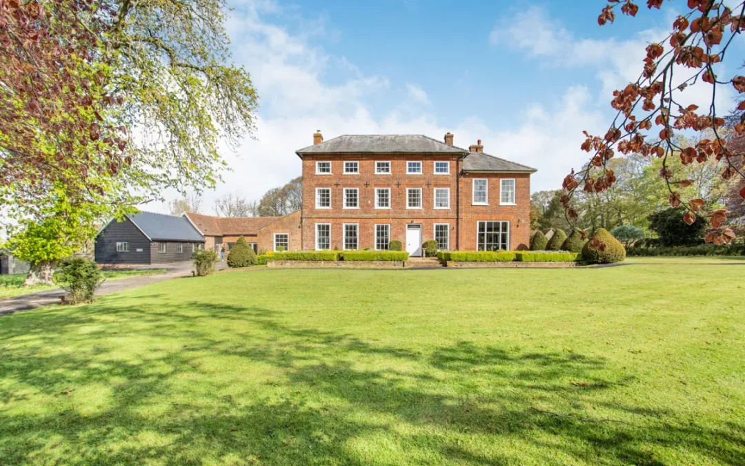 Sandon Manor, Hertfordshire, Sleeps 16