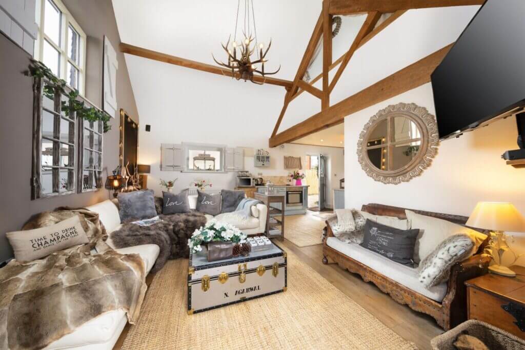Cheshire Boutique Barns, Sleeps 2-10 OP 16 scaled 1