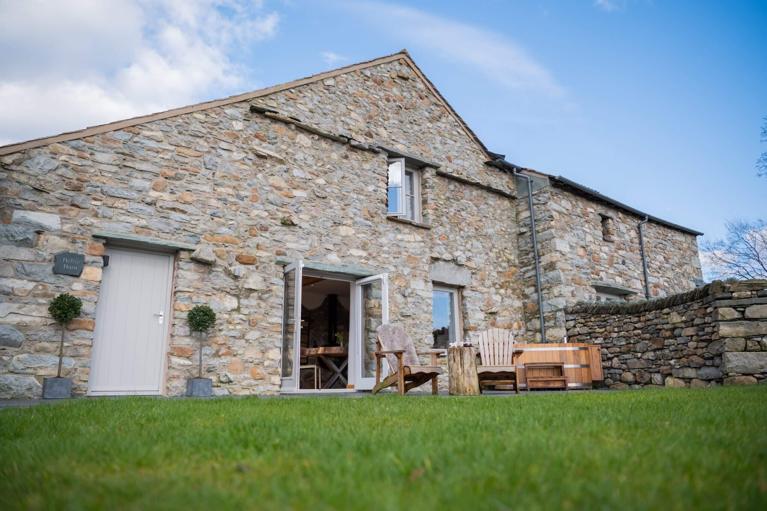 In The Vale, The Lake District, 2 Barns, each sleep 2 photo.1 86