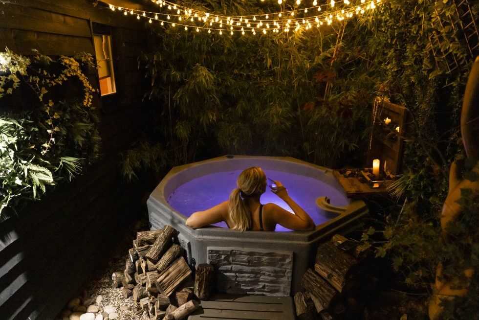 Heath Hollow hot tub