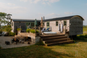 Well Furlong Shepherds Hut The Cotswolds
