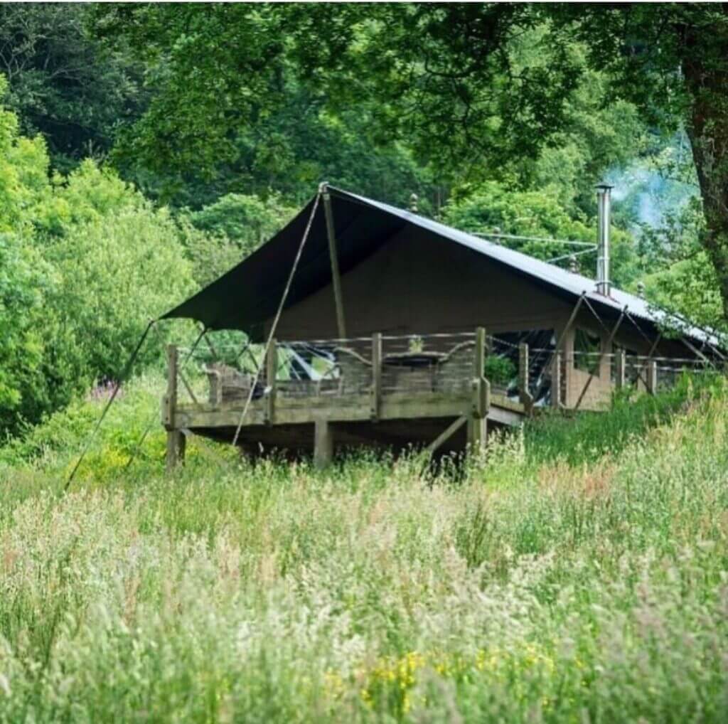 Longlands, Devon, 5 Cabins, each Sleeps 6 summer cabin