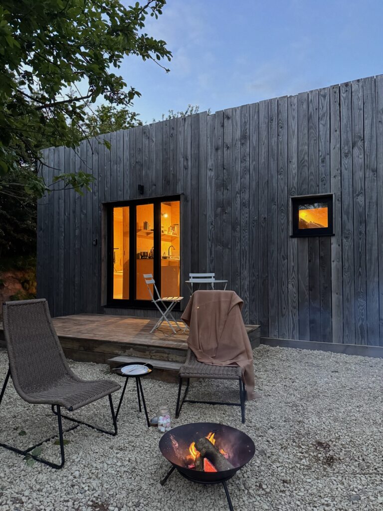 White House Hideaway Cabins on the River Wye